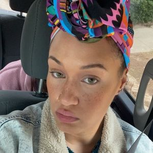 Meet your Posher, Tiffany